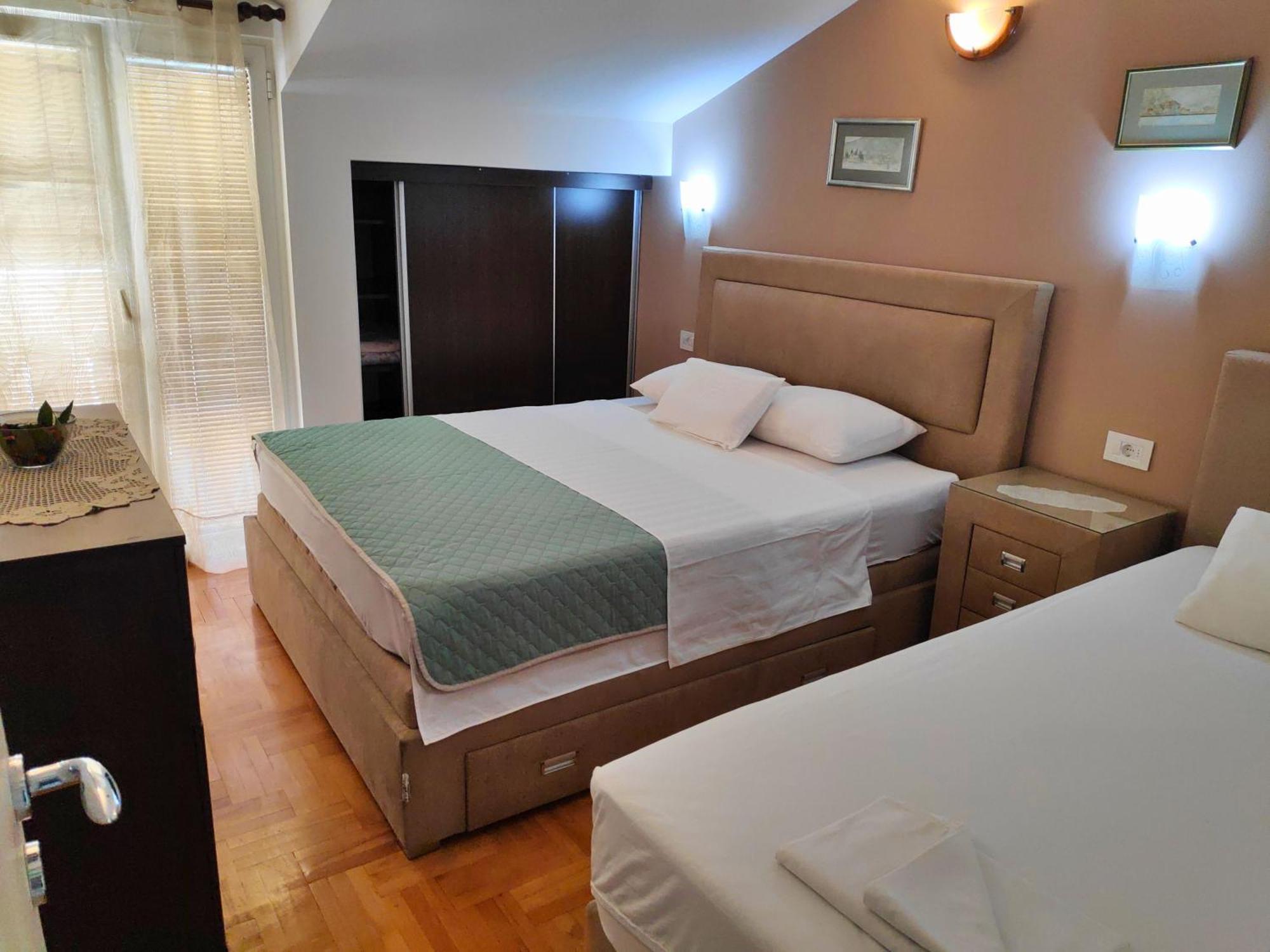 Asanovic Apartment *