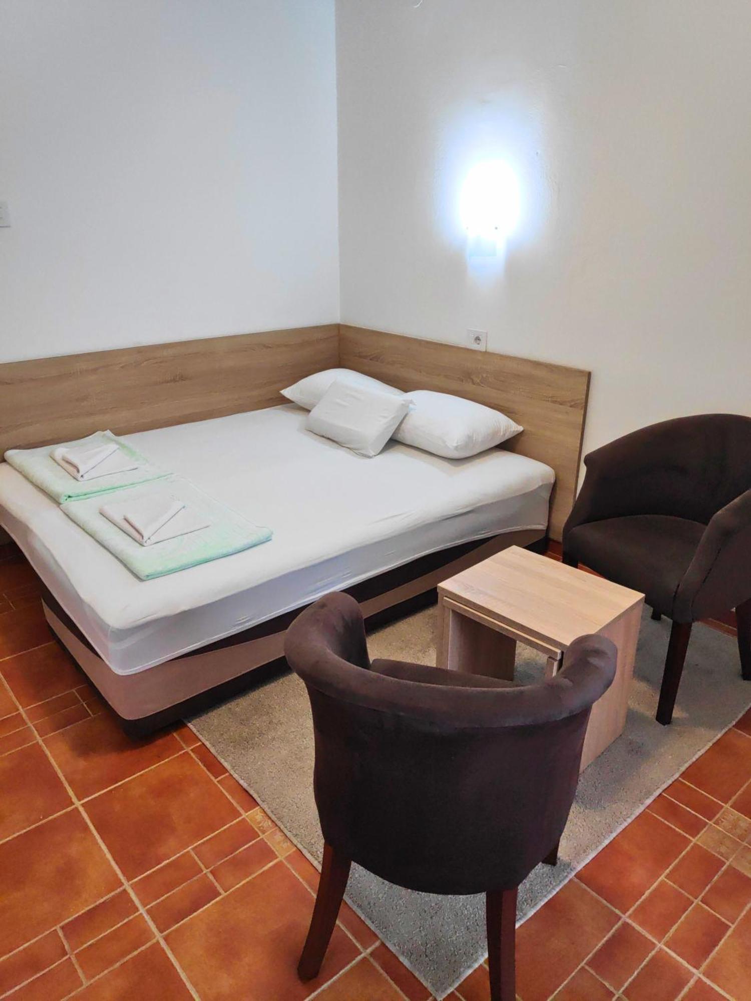 Asanovic Apartment *