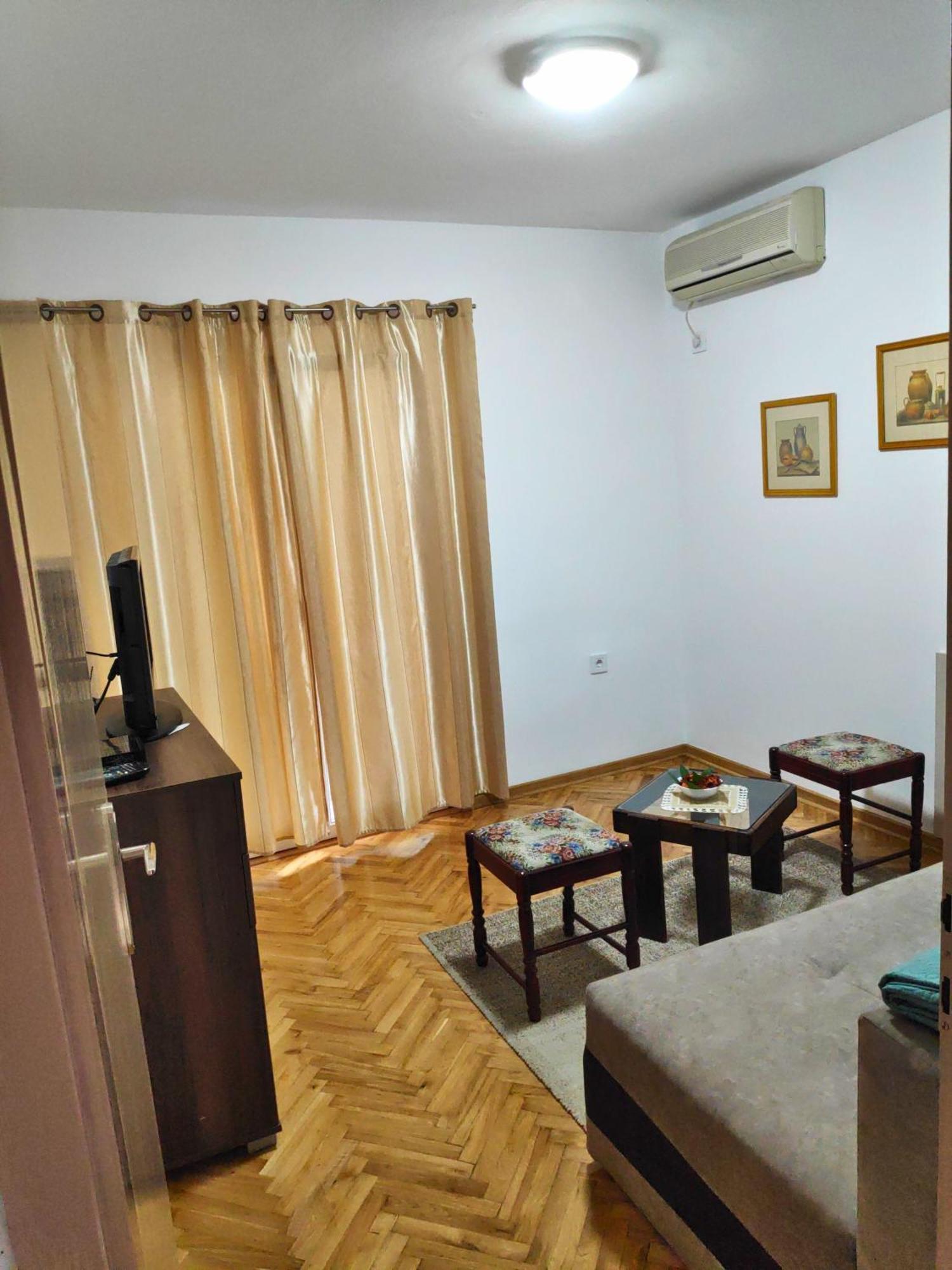 Apartment Asanovic *