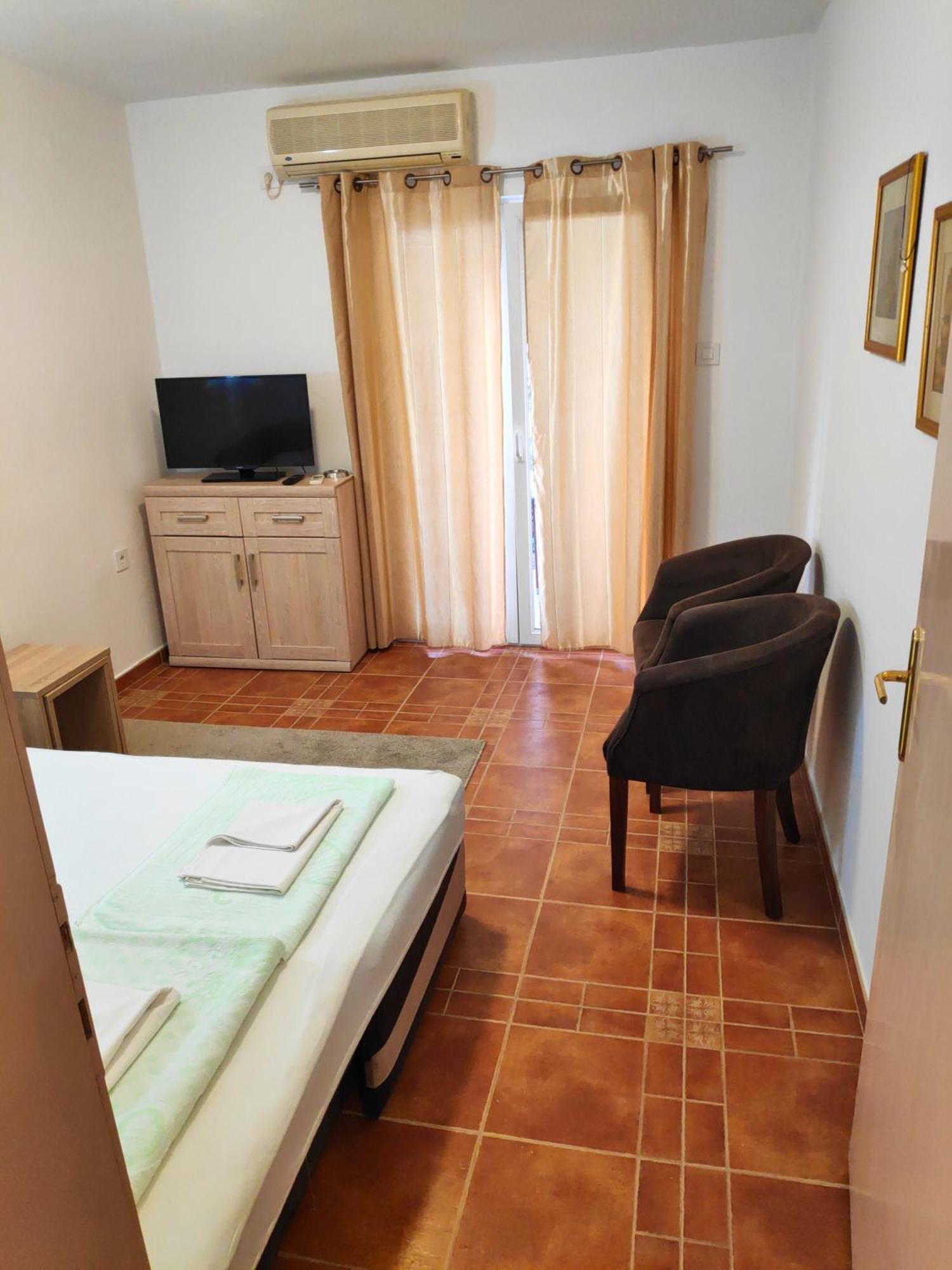 Asanovic Apartment Budva