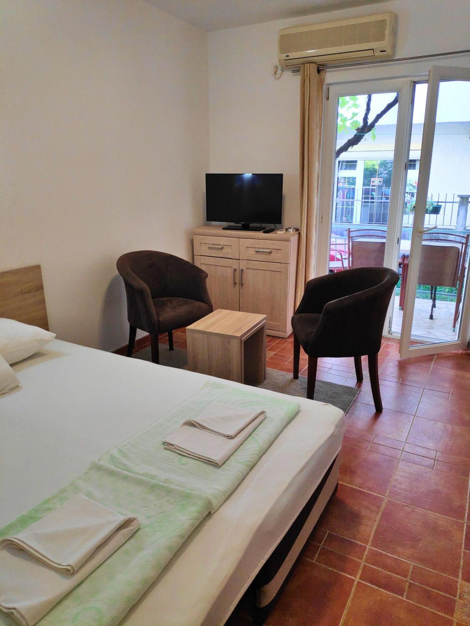 Apartment Asanovic *